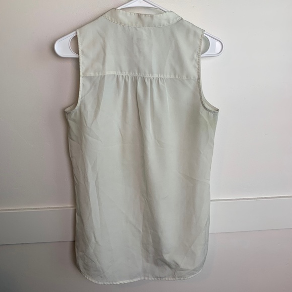 J. Crew White Sleeveless Button Up Blouse - Picture 2 of 6